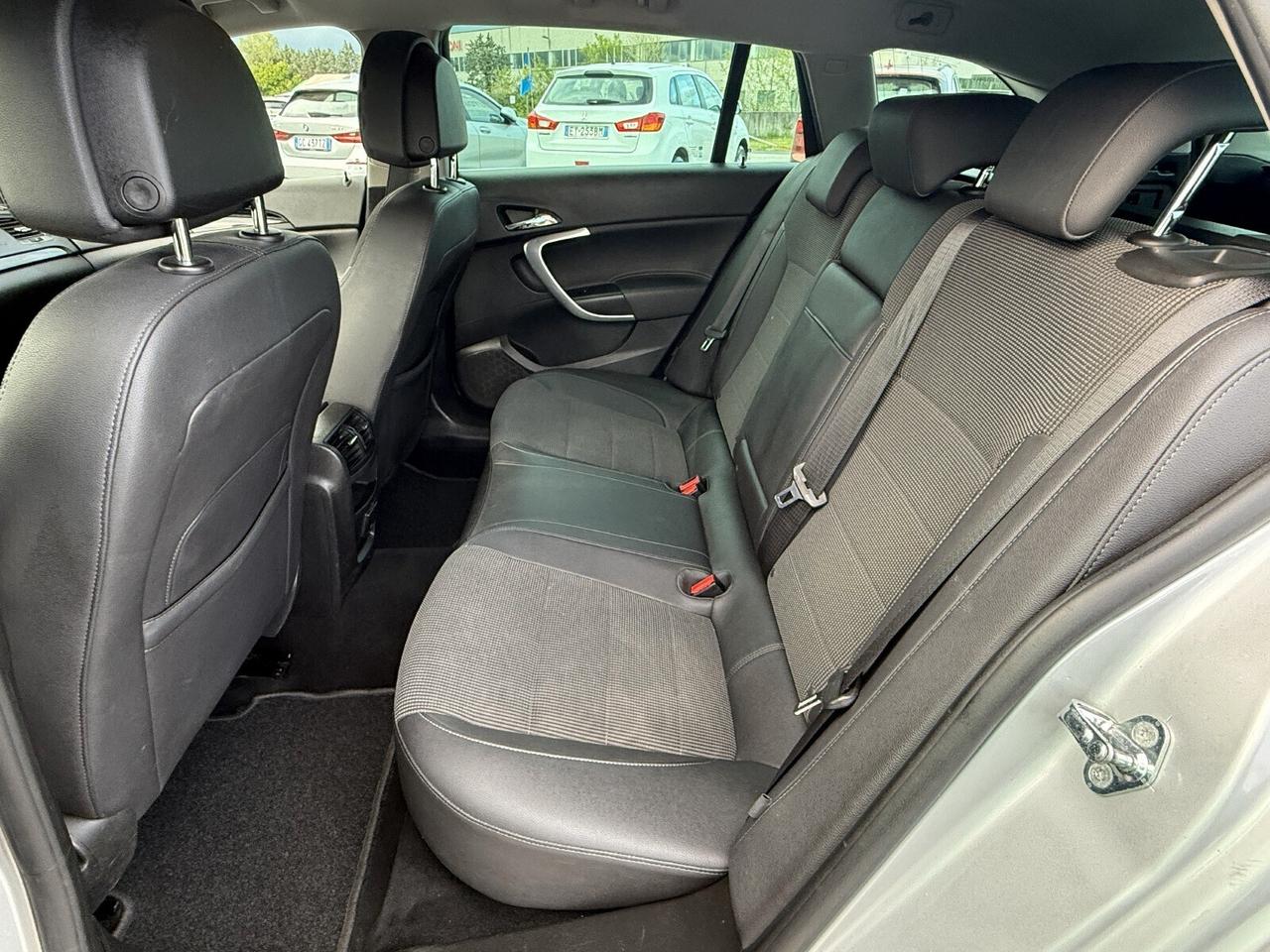 Opel Insignia 2.0 CDTI Sports Tourer AUTOMATICO!!!
