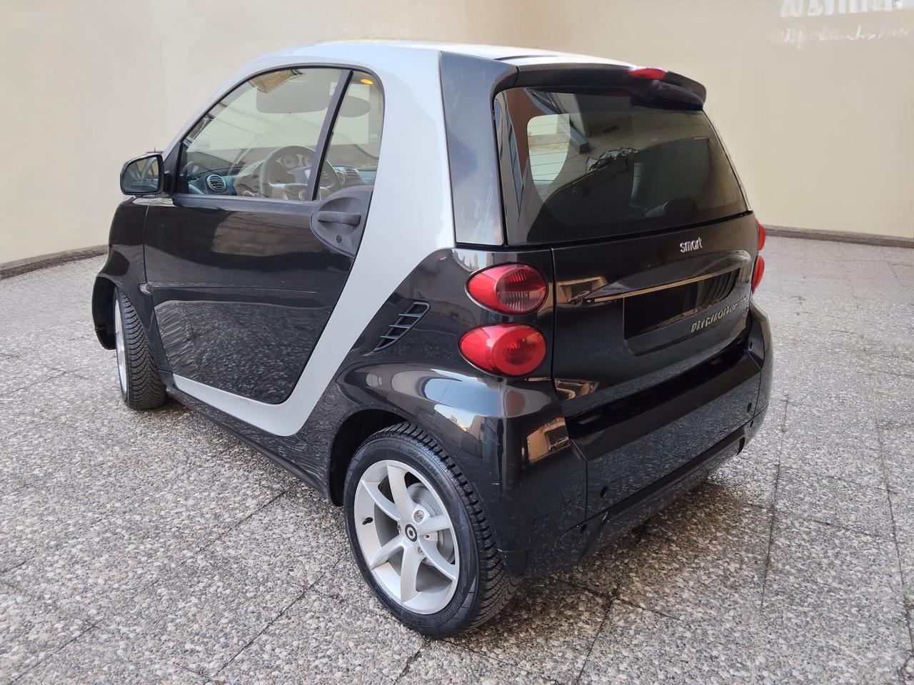 Smart ForTwo 1000 52 kW MHD coupé