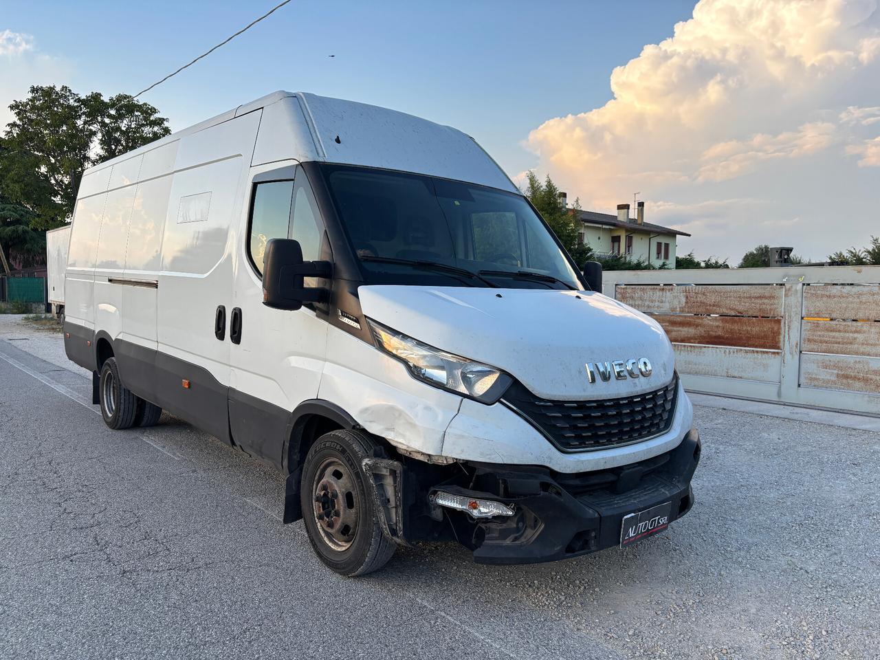 Iveco Daily 35S16A8 2.3 HPT PC Cabinato Hi-Matic