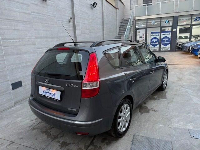 HYUNDAI i30 CW 1.6 CRDi VGT 16V 115CV Dynamic