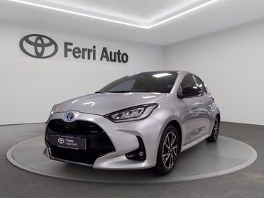 TOYOTA Yaris 1.5h lounge del 2022