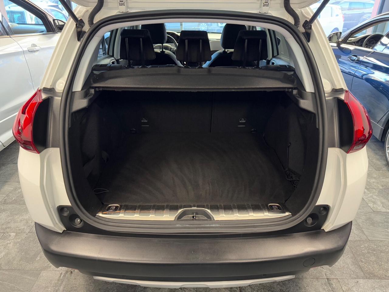 Peugeot 2008 BlueHDi 100 Allure