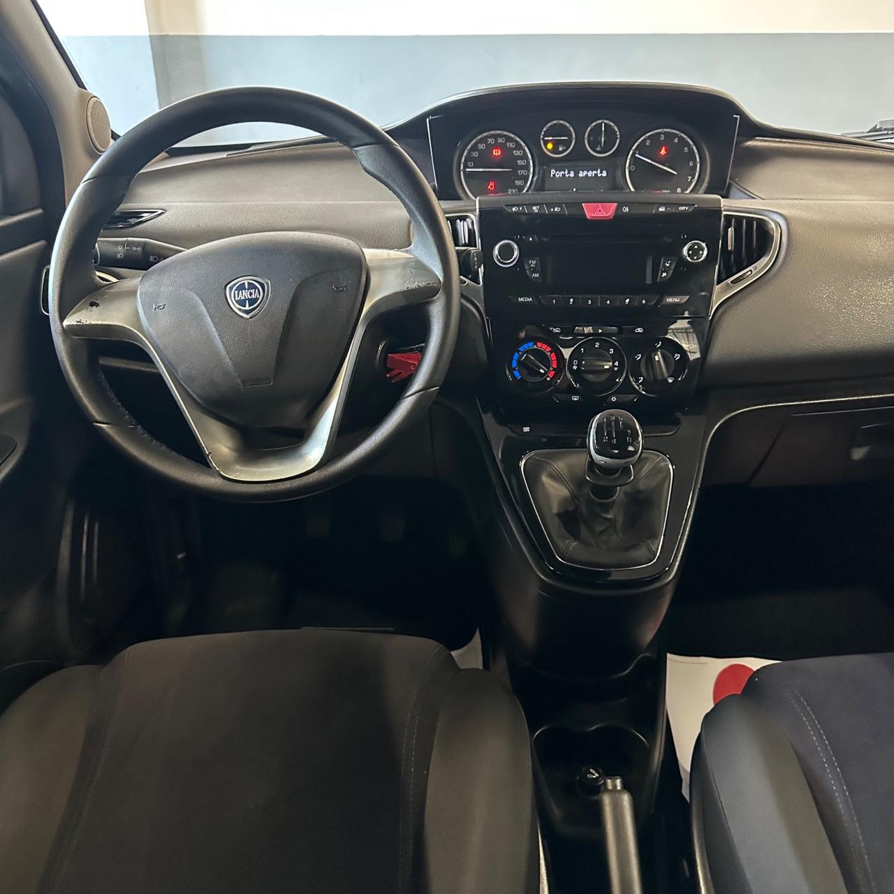 Lancia Ypsilon 1.2 69 CV 5 porte S&S Platinum