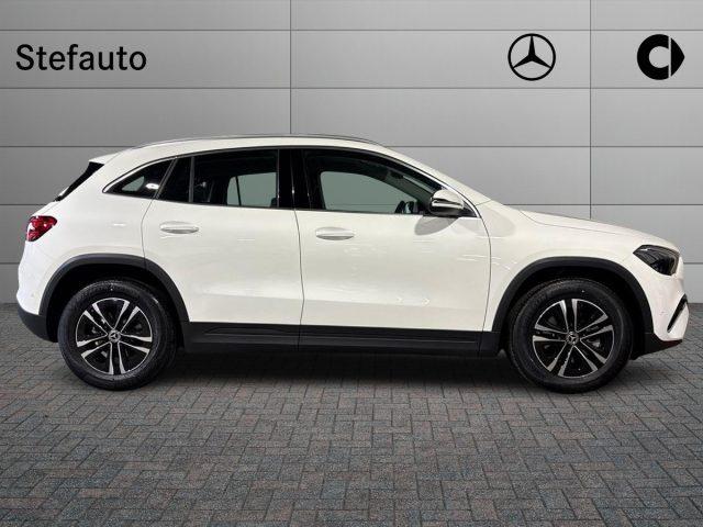 MERCEDES-BENZ GLA 180 d Automatic Advanced