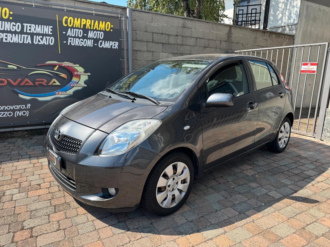 Toyota Yaris 1.3 5 porte Navi NEOPATENTATI
