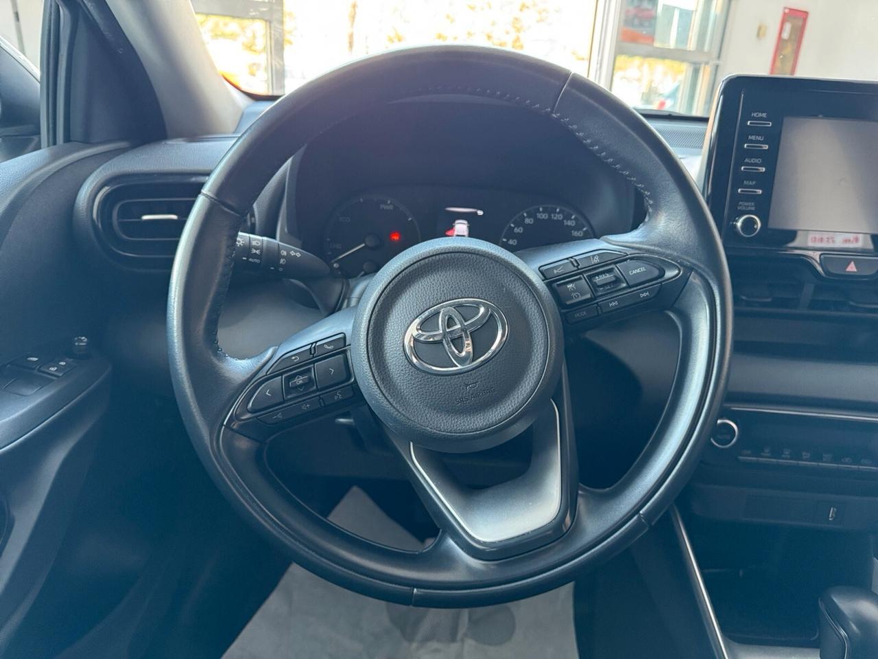 Toyota Yaris 1.5 Hybrid 5 porte Business