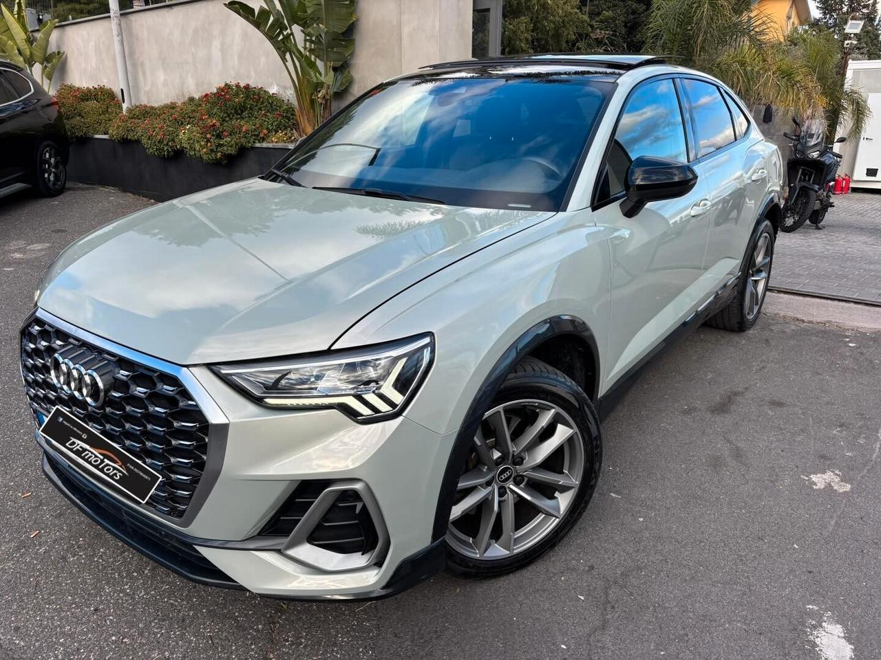 Audi Q3 40 TDI quattro S tronic line-Tetto apribile