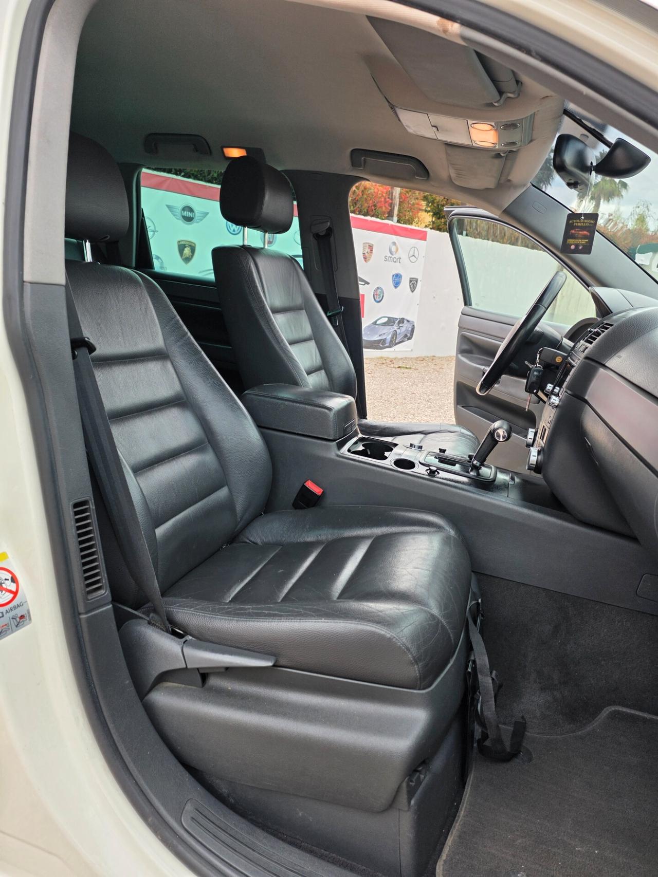 Volkswagen Touareg 3.0/240CV V6 TDI DPF tip.