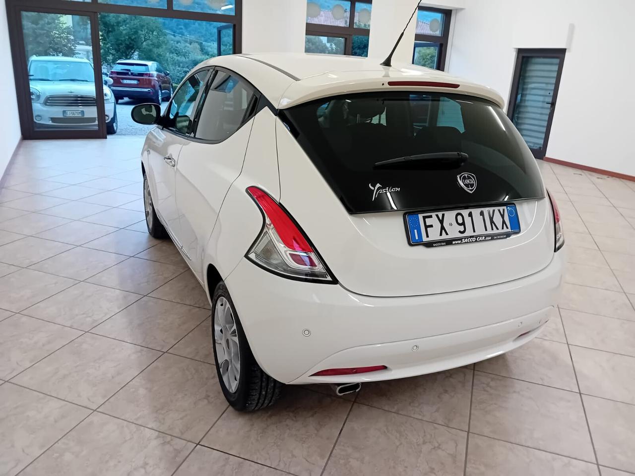 Lancia Ypsilon 1.2 69 CV 5 porte S&S Elefantino Blu