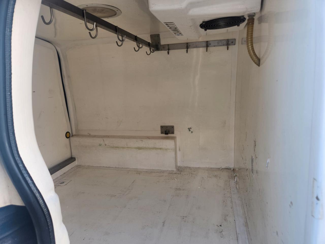 Ford Transit Connect COIBENTATO FRIGO