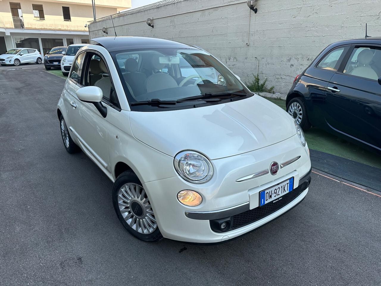 Fiat 500 1.2benz. “TETTO APRIBILE” Km80.000- 2009