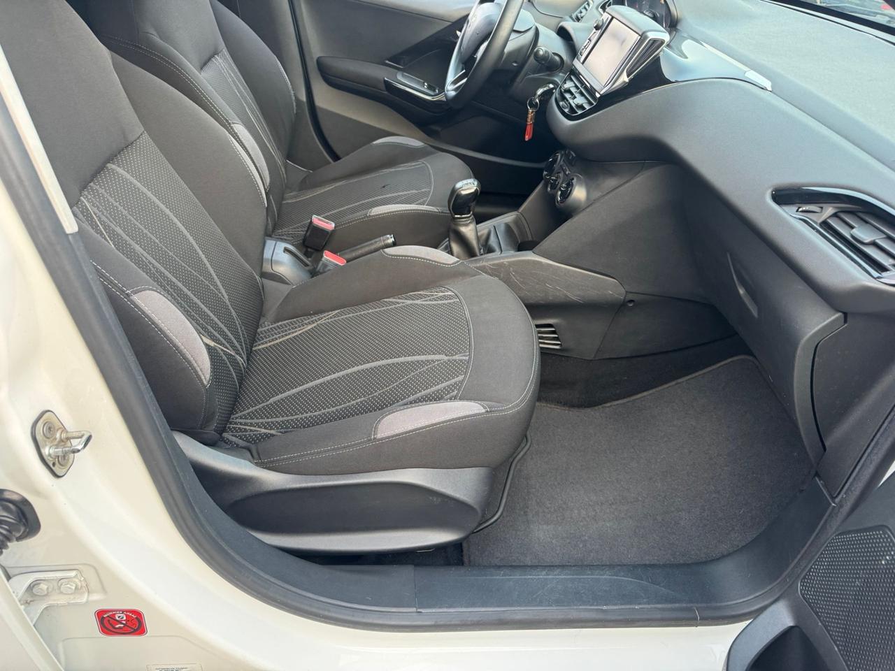 Peugeot 208 1.4 HDi 68 CV 5 porte Allure neopatentati