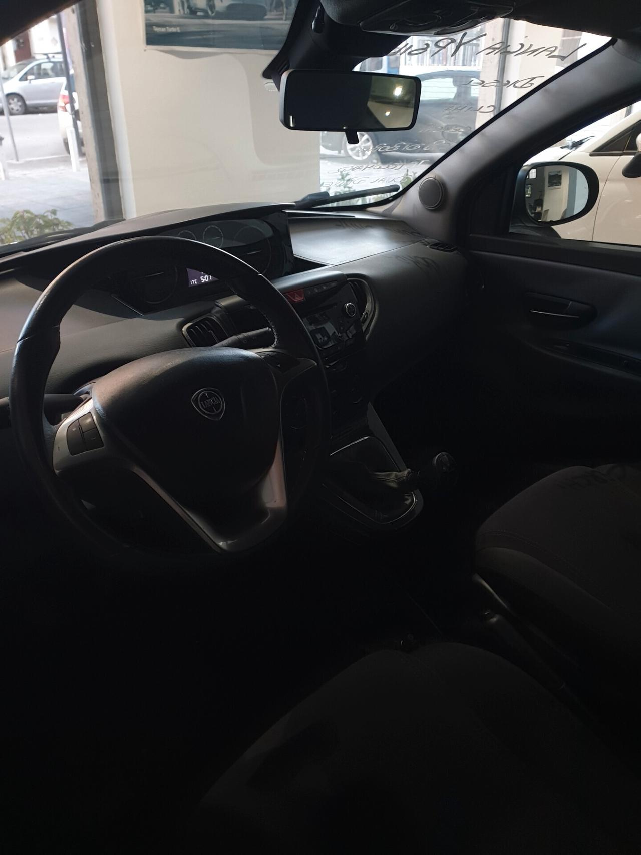 Lancia Ypsilon 1.3 MJT 16V 95 CV 5 porte S&S Gold