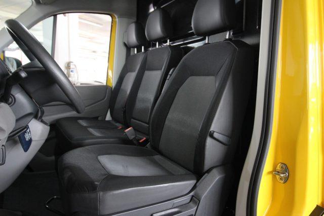 VOLKSWAGEN Crafter 30 2.0 TDI 140CV PM-TM Furgone