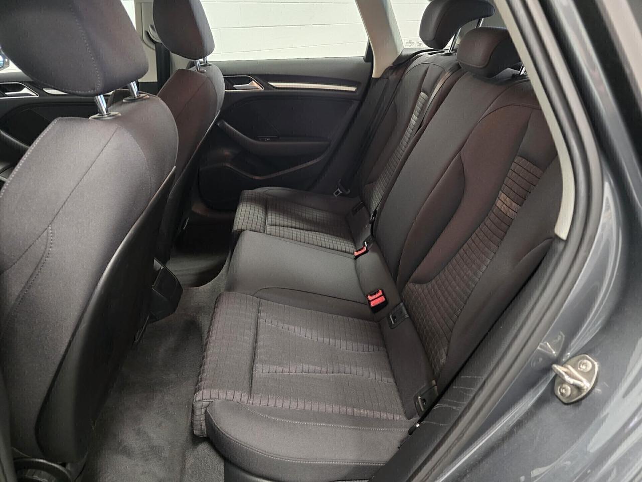 Audi A3 SPB 1.6 TDI 105 CV CR Ambition NEOPATENTATI