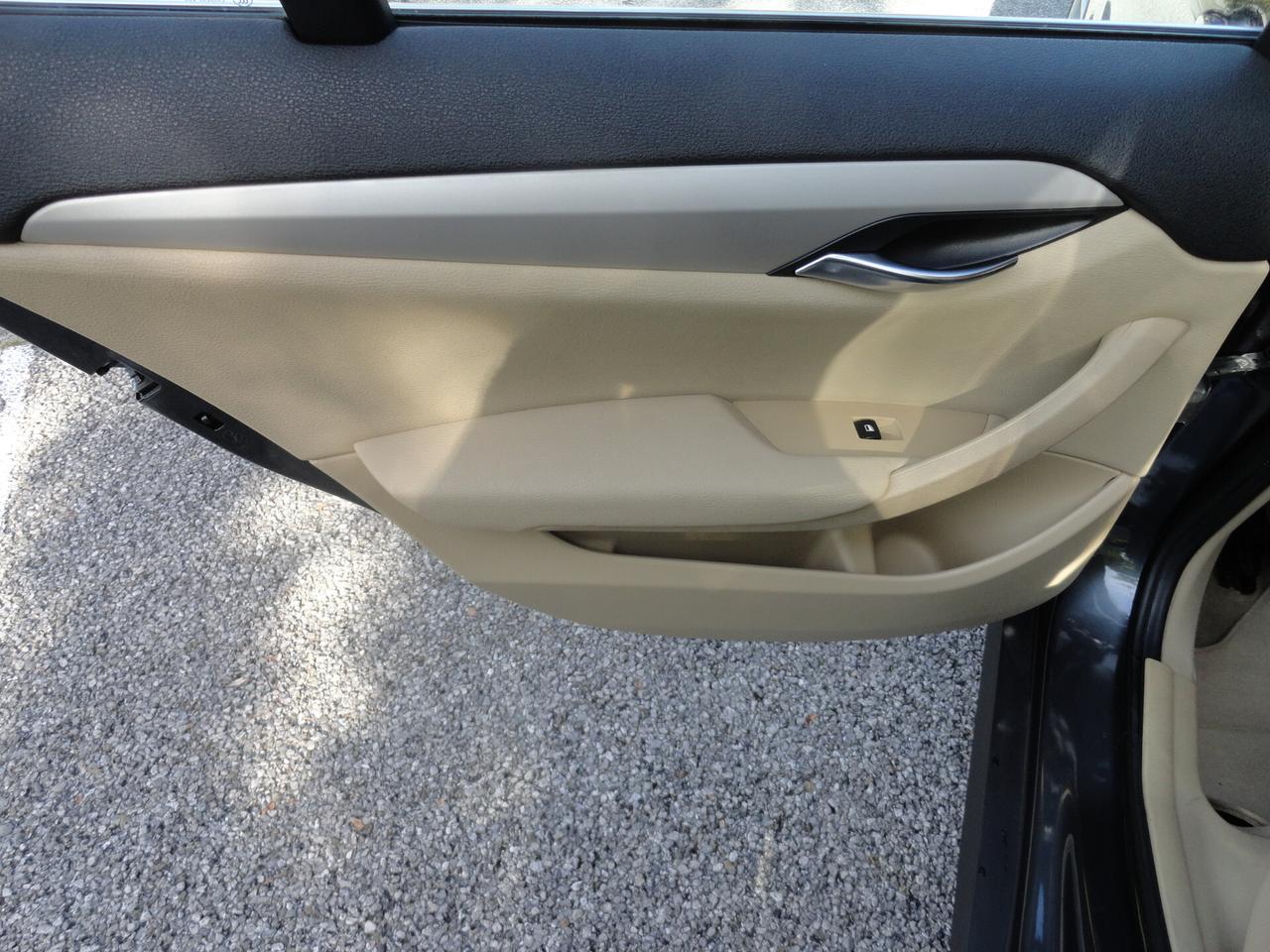 Bmw X1 sDrive18d X Line