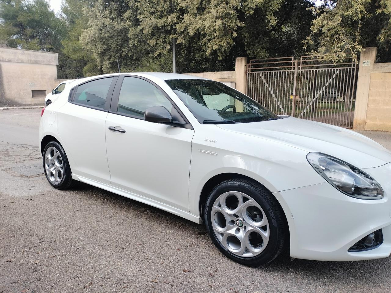 Alfa Romeo Giulietta 1.6 JTDm-2 105 CV Sprint