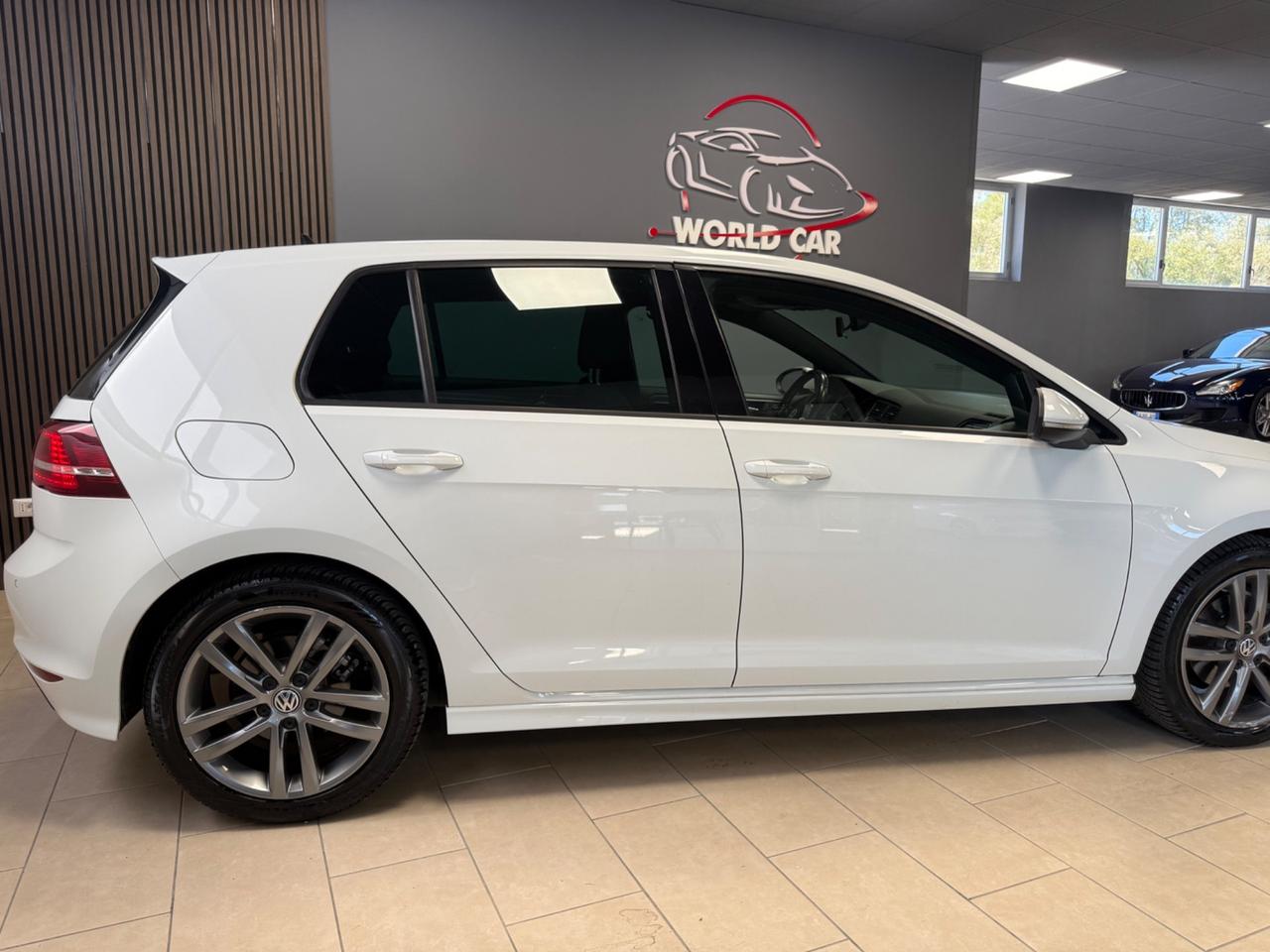 Volkswagen Golf 1.6 TDI 110 CV DSG 5p. Sport Edition R line