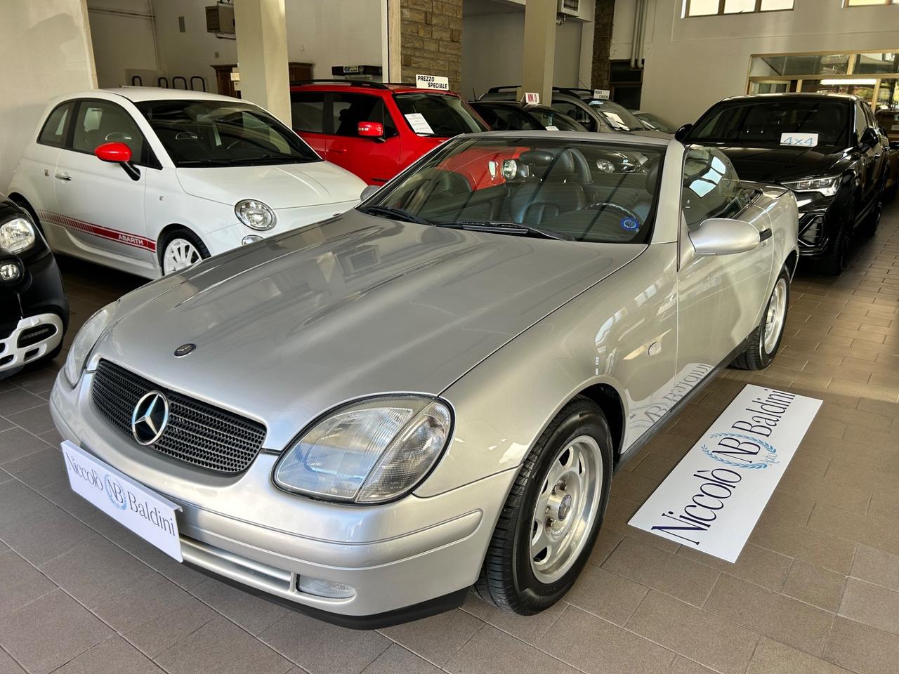 Mercedes-Benz SLK 200 cat