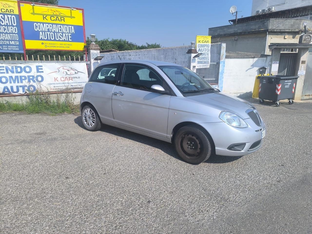 Lancia Ypsilon 1.3 MJT 75 CV Argento