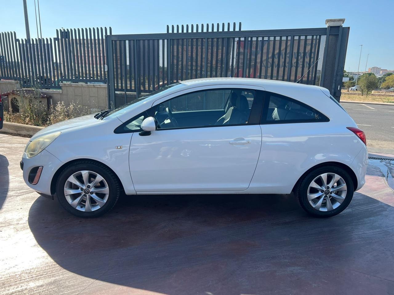 Opel Corsa 1.2 85CV 3 porte GPL-TECH Ecotec