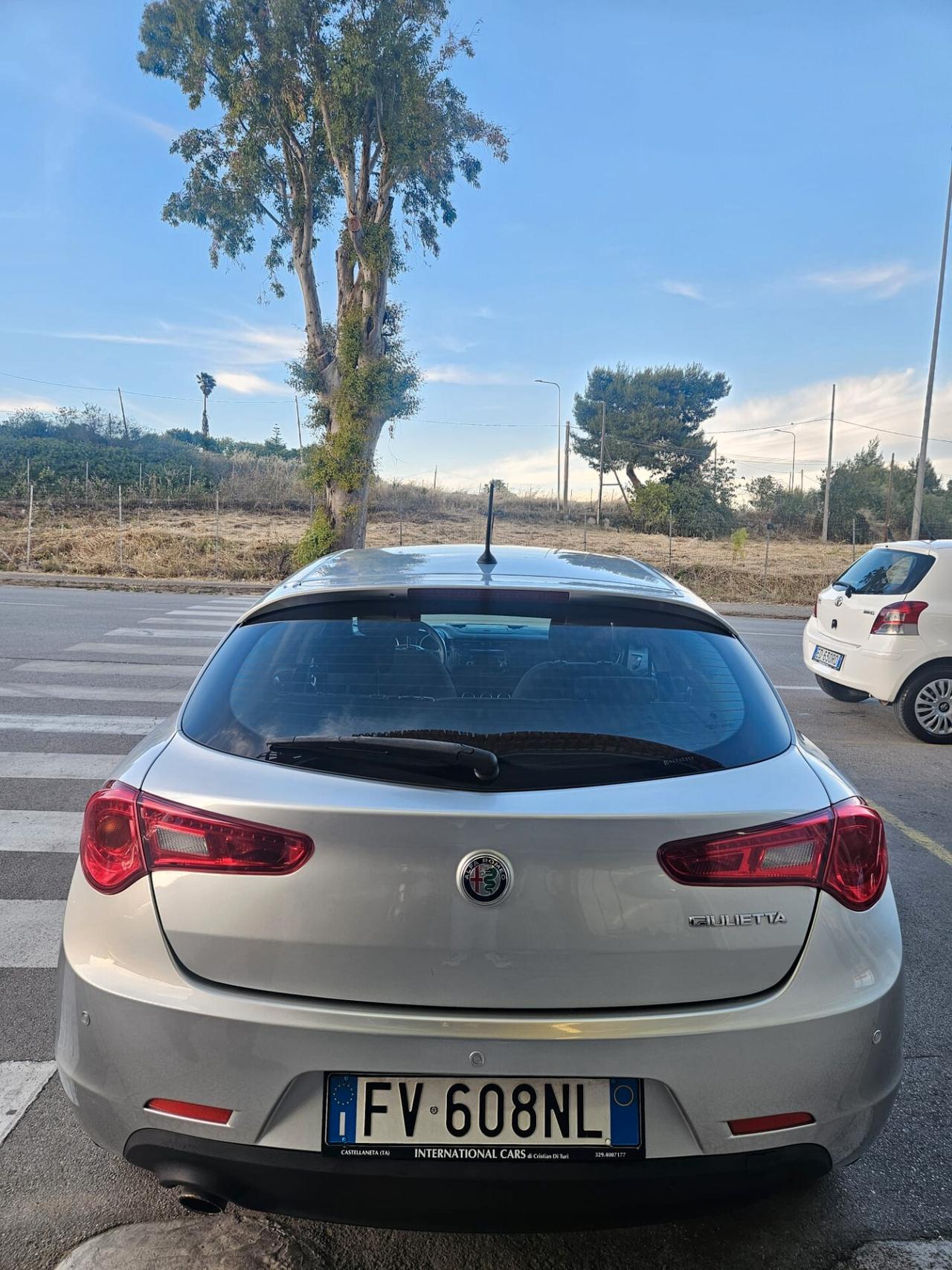 ALFAROMEO Giulietta 1.6 jtdm 120cv automatica full