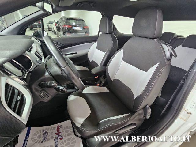 DS AUTOMOBILES DS 3 1.4 HDi 70 Chic