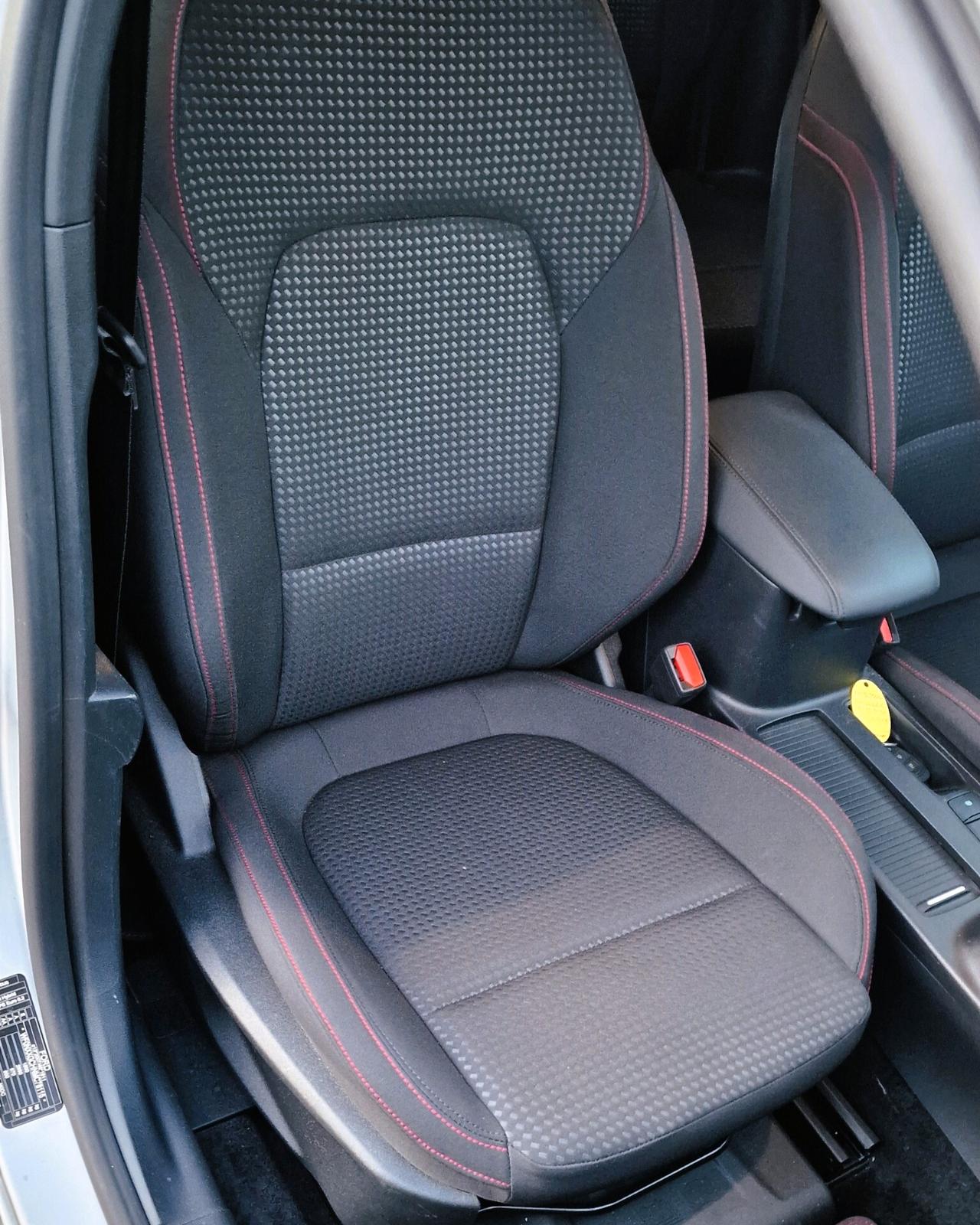 Ford Focus 1.0 EcoBoost Hybrid 155 CV 5p. ST-Line X