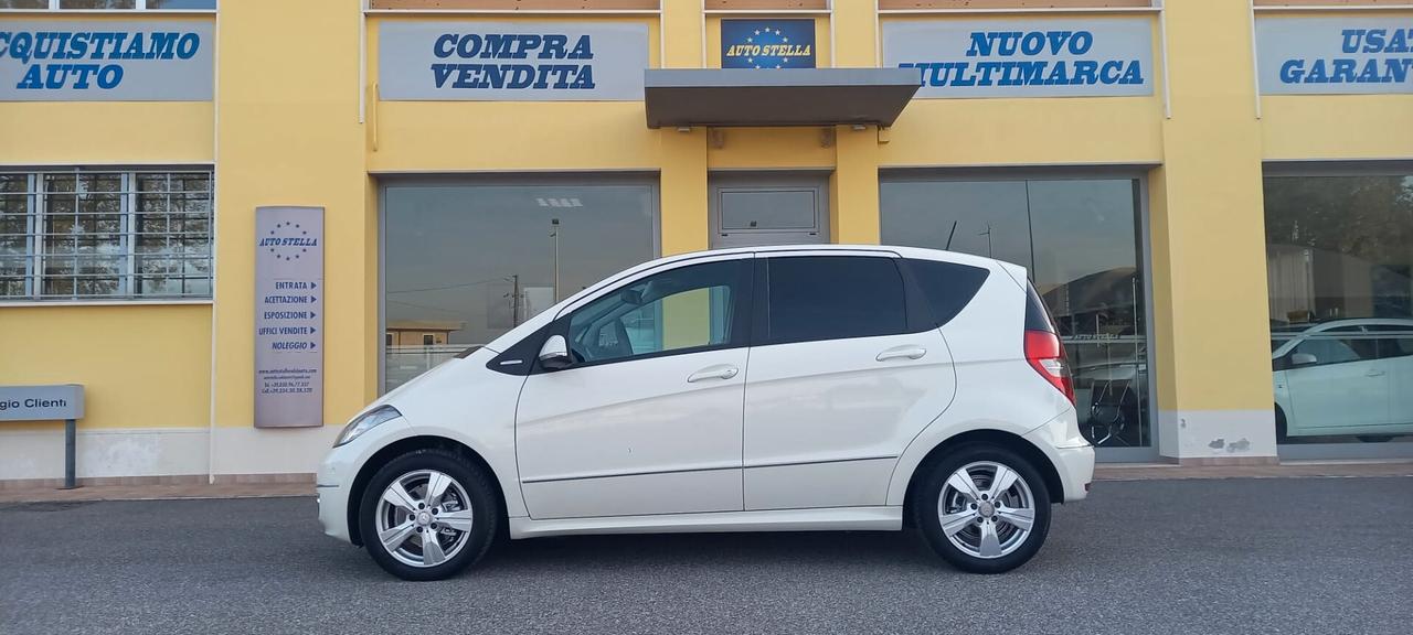 Mercedes-Benz Classe A 180 CDI All. Avantgarde Diesel cc. 1.9 CV. 109 Cambio Automatico 5 Porte 5 Posti Euro 5 Utilizzabile anche per i Neopatentati.