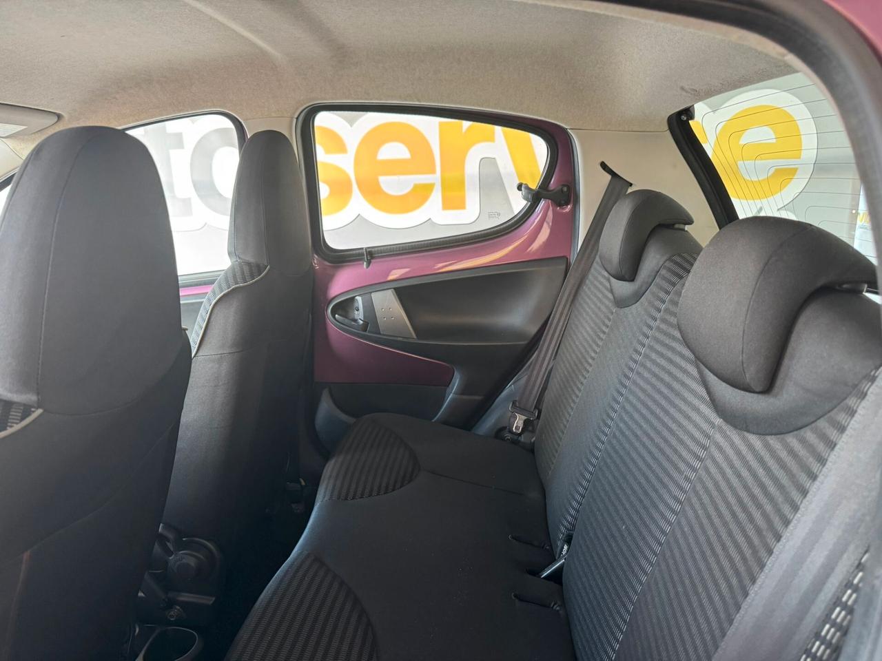 Peugeot 107 1.0benzina CAMBIO AUTOMATICO