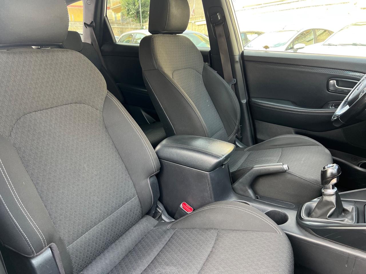 Kia Carens 1.7 CRDi 7 Posti