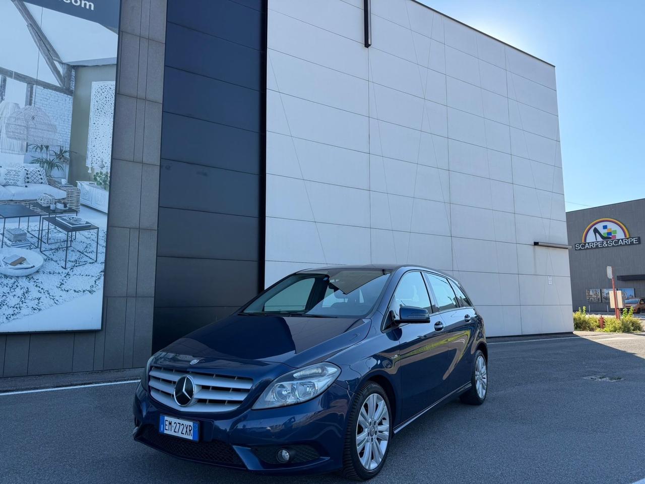 Mercedes-benz B 180 BlueEFFICIENCY Premium