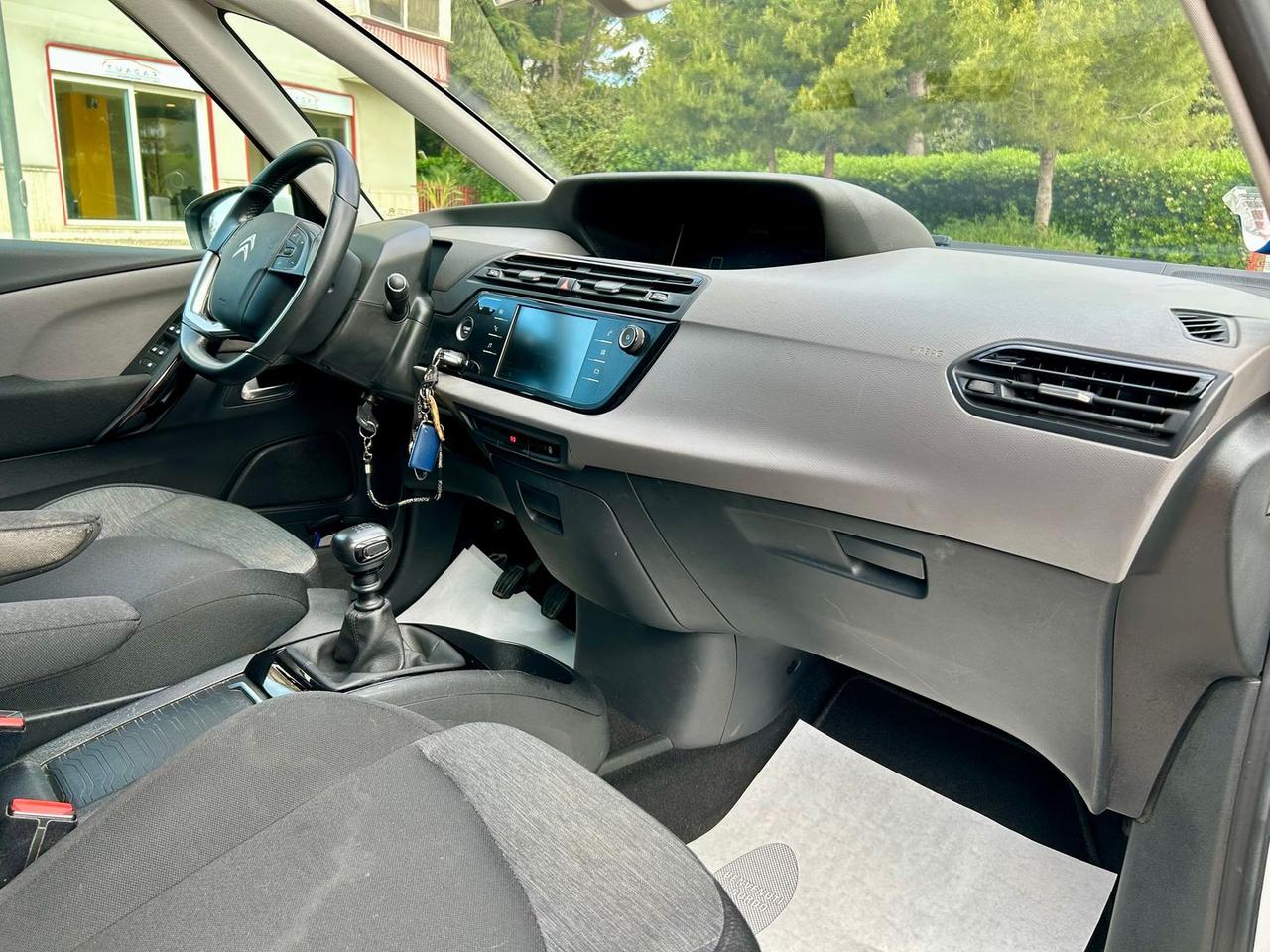 Citroen C4 SpaceTourer Blue HDi 130