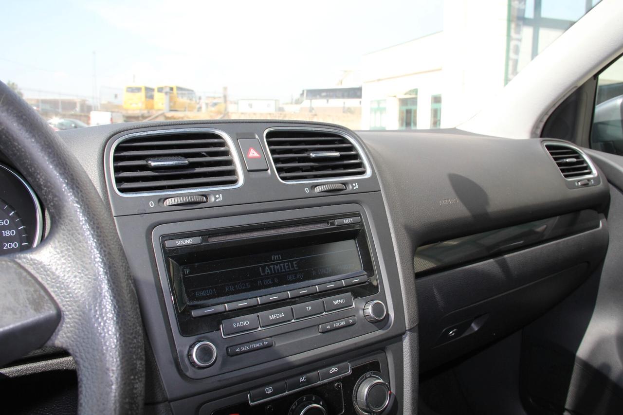 Volkswagen Golf 1.2 TSI 5p. Comfortline (77KW-105CV Neopatentati)