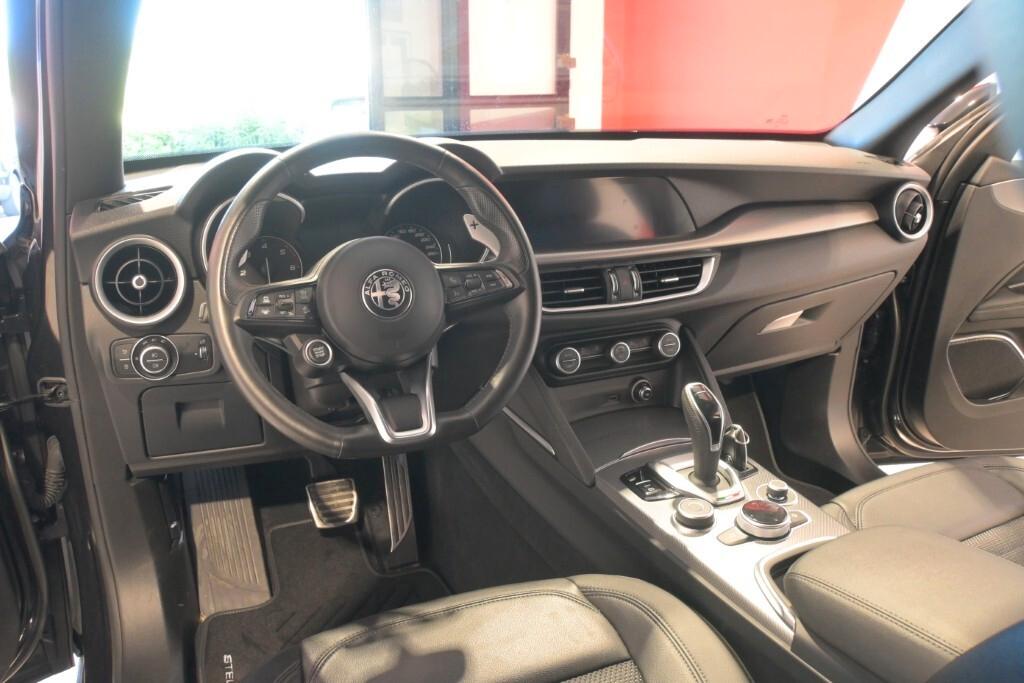 Alfa Romeo Stelvio 2.2 Turbodiesel 190 CV AT8 Q4 Sprint