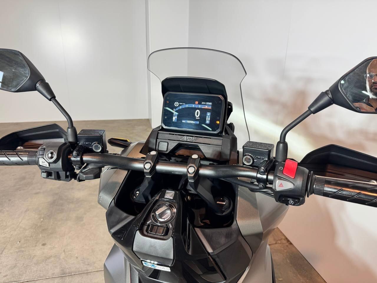 Honda ADV 350 A 71€ AL MESE – SENZA ANTICIPO
