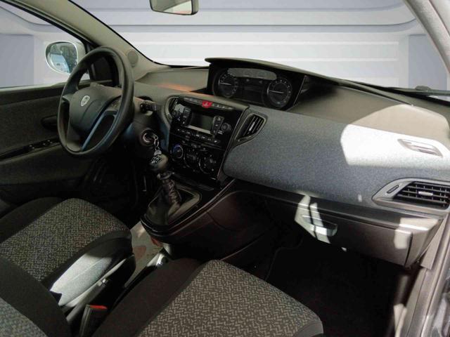 LANCIA Ypsilon 1.0 FireFly 5 porte S&S Hybrid Silver Plus