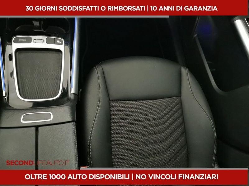 Mercedes-Benz GLA 200 d Advanced 4matic auto
