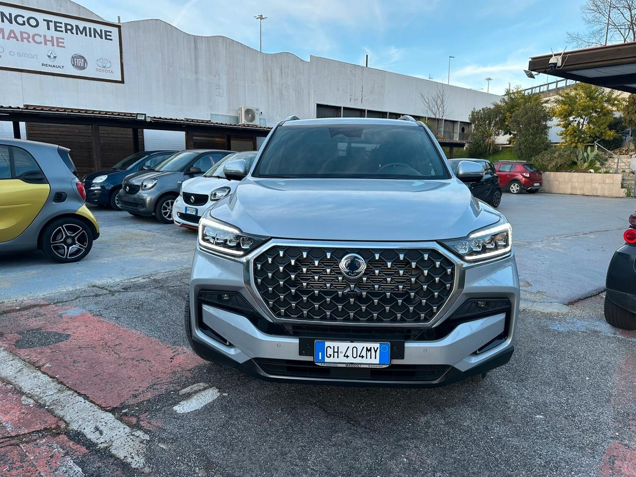 Ssangyong REXTON 2.2 4WD Dream 8 A/T