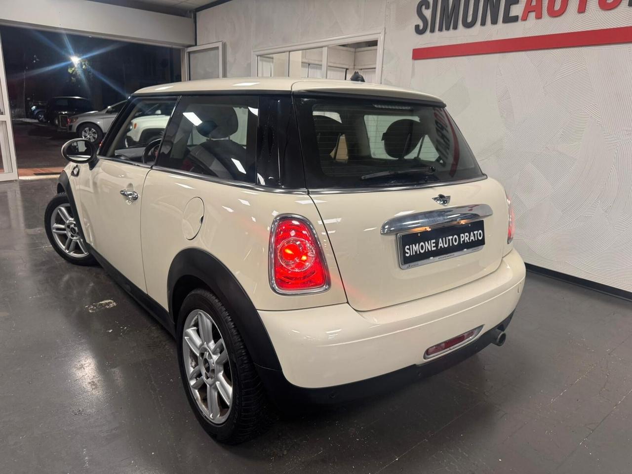 Mini 1.6 16V One (72kW)