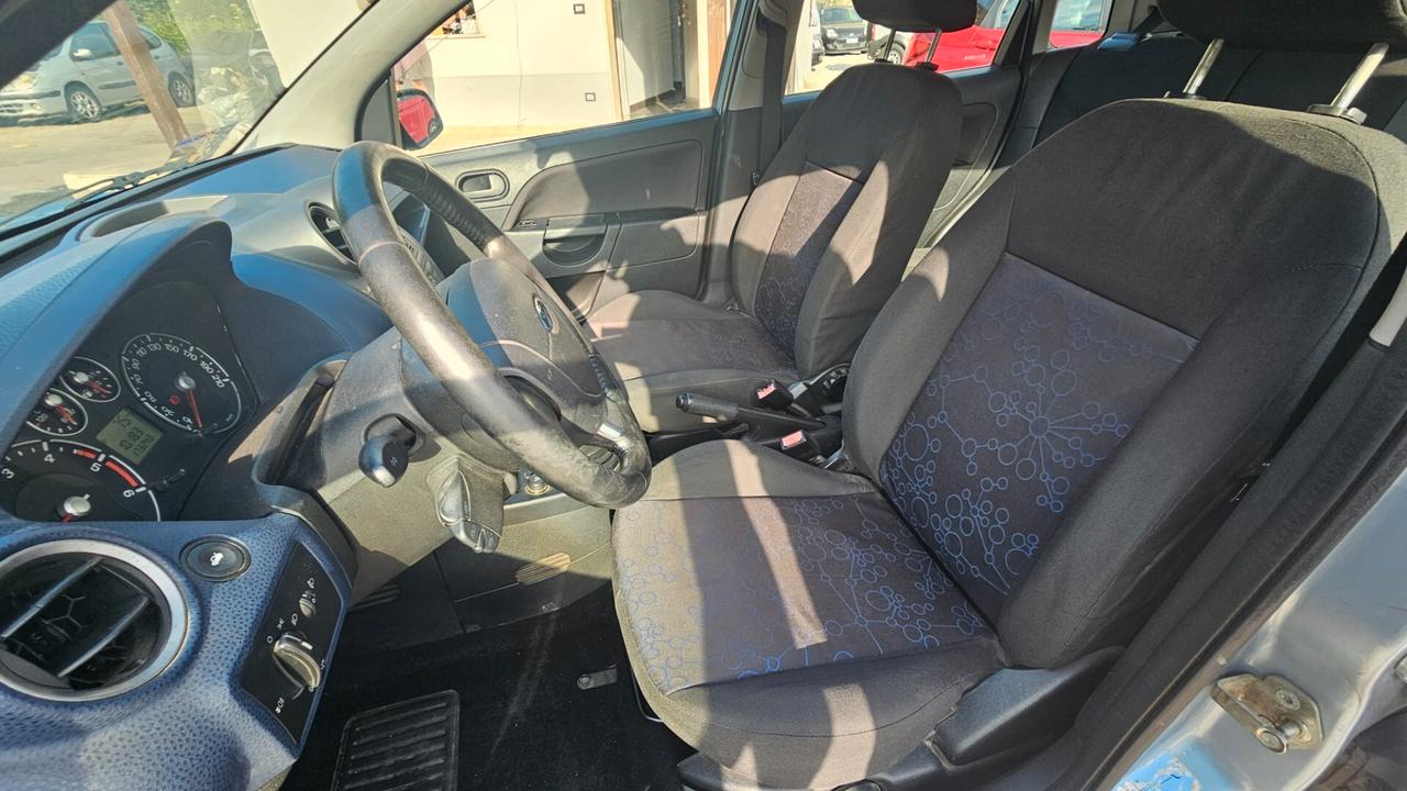 Ford Fiesta 1.4 TDCi 5p. Ghia
