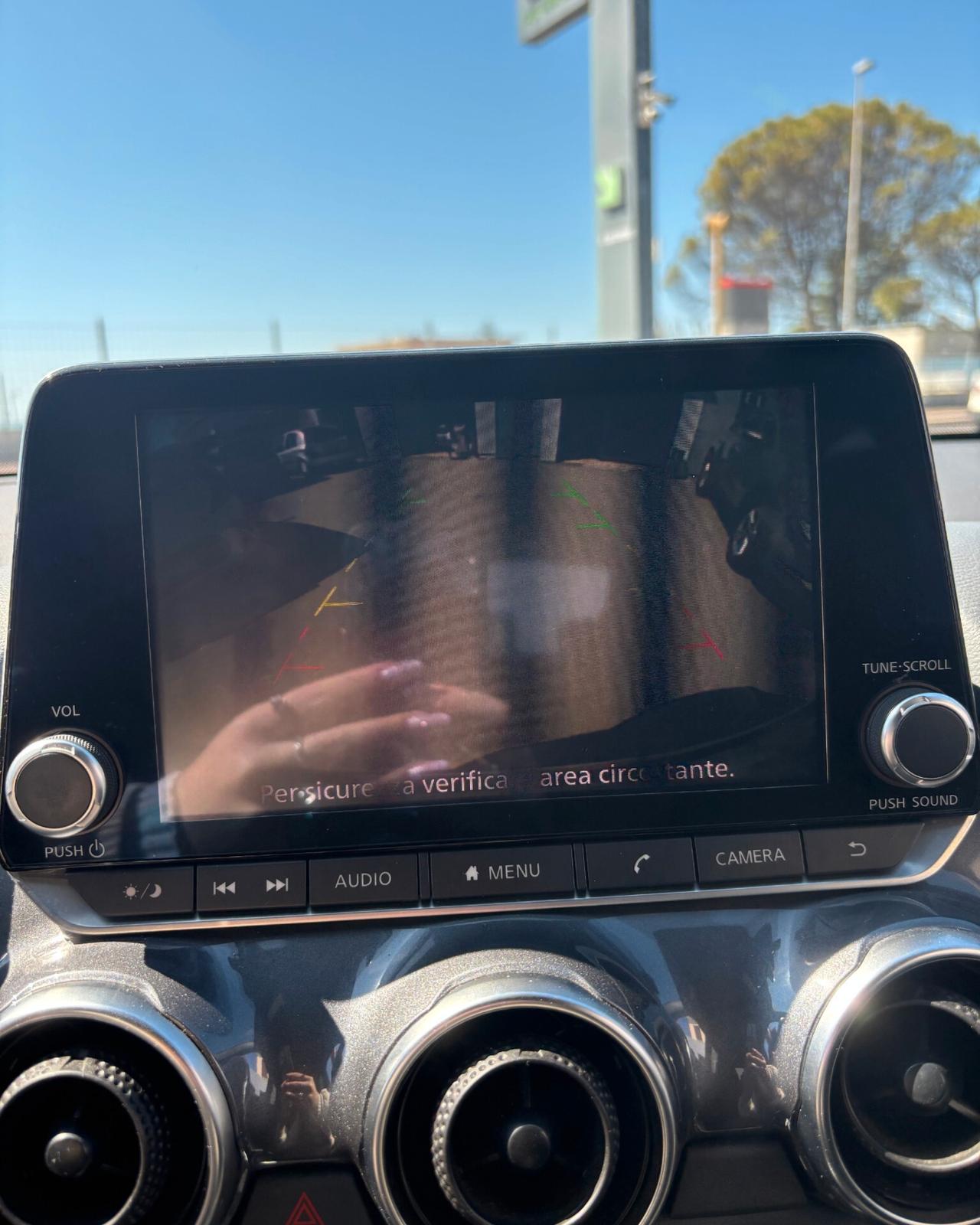 Nissan Juke 1.0 DIG-T 114 CV DCT N-Connecta