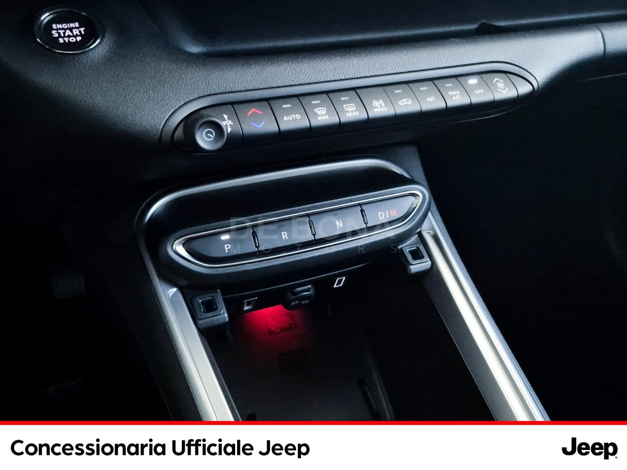 Jeep Avenger 1.2 turbo e-hybrid mhev altitude fwd 110cv edct6