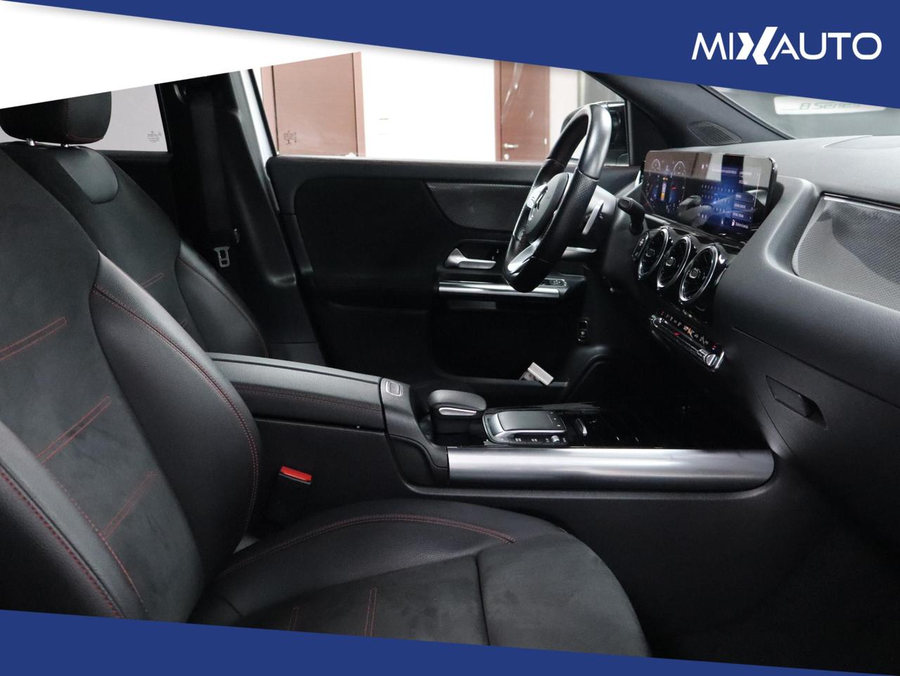 Mercedes-Benz GLA 200 D Premium AUTO