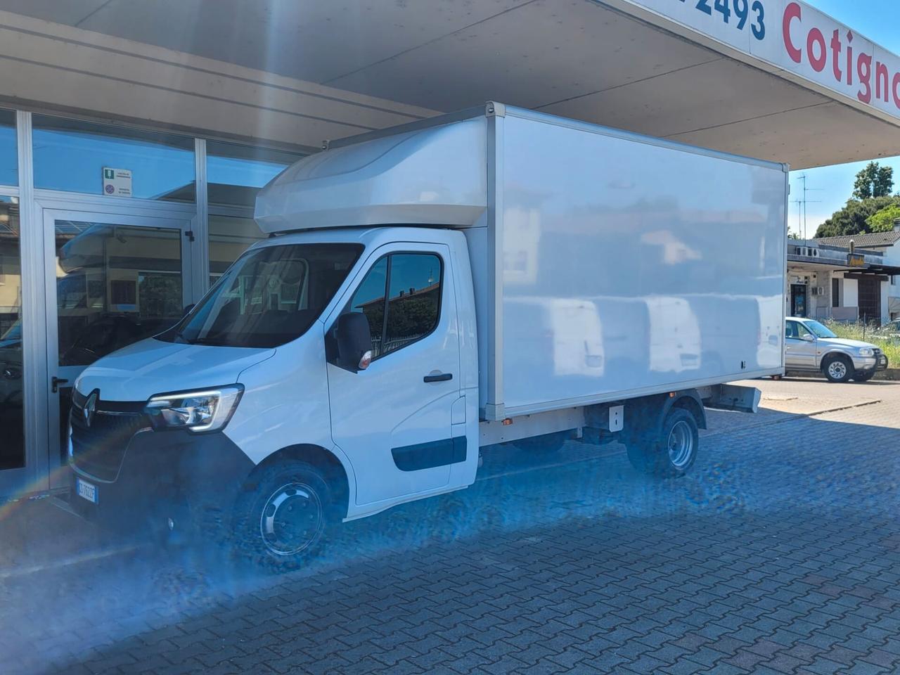 Renault Master T35 2.3 dCi 145 TP PL-SL-RG Gran Volume 22 Start