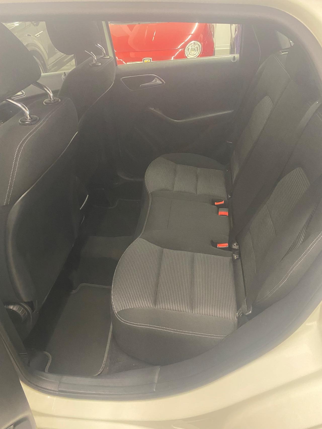 Mercedes-benz B 180 B 180 d Sport