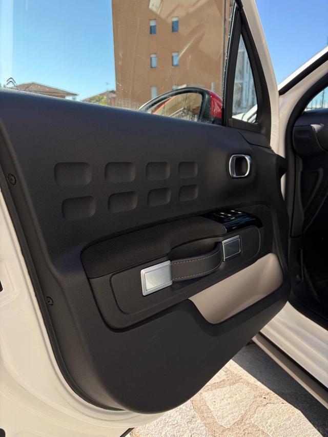 CITROEN C3 PureTech Shine AUTOMATICA!!!