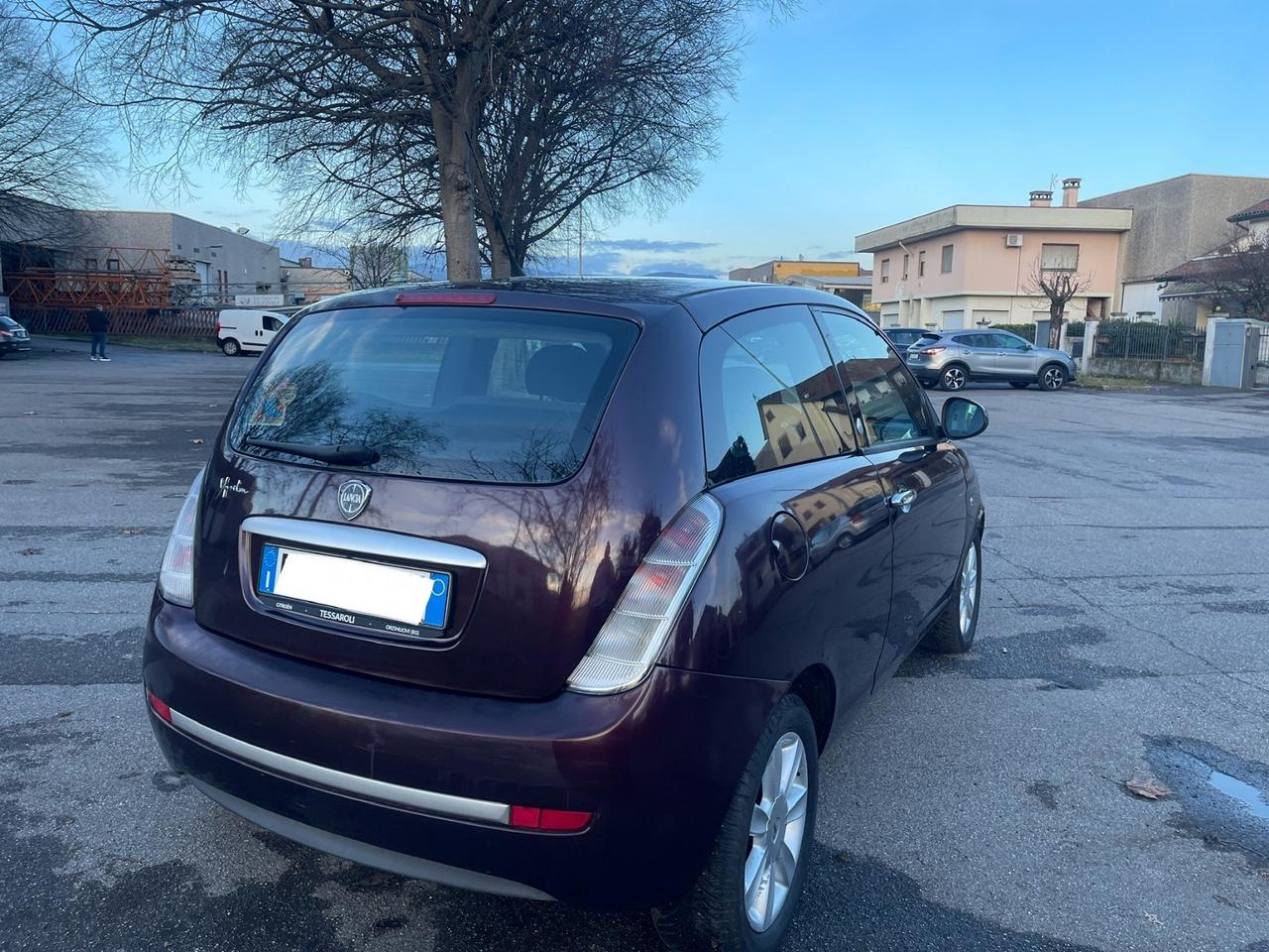 Lancia Ypsilon 1.4 Platino Ecochic GPL Per Neopatentati