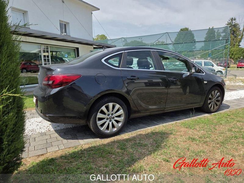 Opel Astra 1.4 Turbo GPL 140CV 4 porte