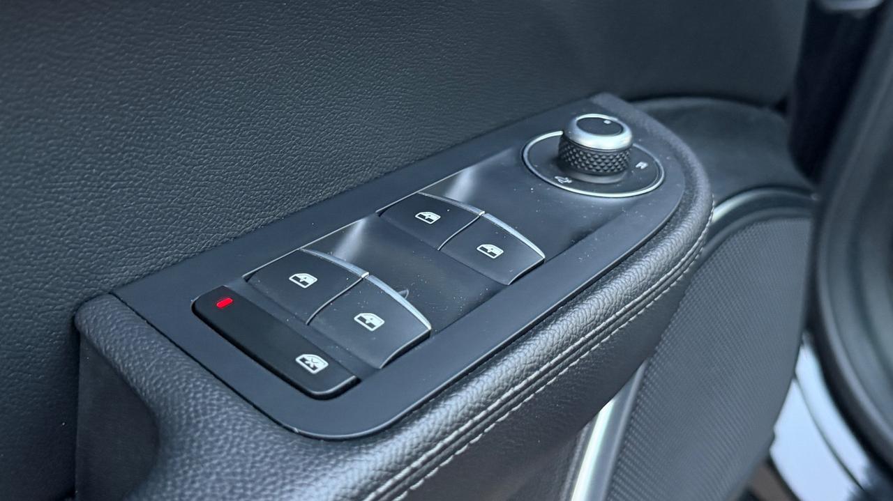 ALFA ROMEO GIULIA 2.2 SUPER AT8 190CV - FULL LED, PELLE, SEDILI RISCALDATI